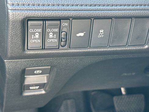 Certified 2026 Honda Odyssey EX-L image 32