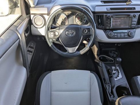 Used 2016 Toyota RAV4 XLE image 17