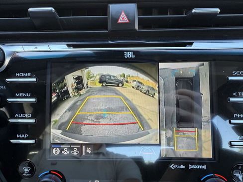 Used 2018 Toyota Camry XSE w/ Driver Assist Package image 18