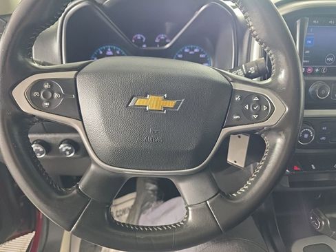 Used 2021 Chevrolet Colorado LT image 21