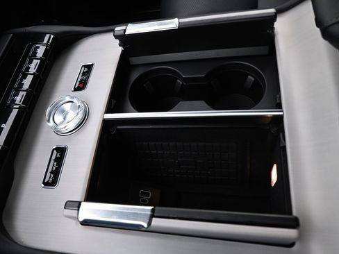 New 2025 Lincoln Navigator Reserve w/ Jet Appearance Package image 29