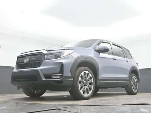 Used 2025 Honda Passport EX-L image 45