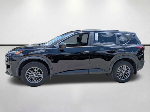 Used 2021 Nissan Rogue S FWD image 7