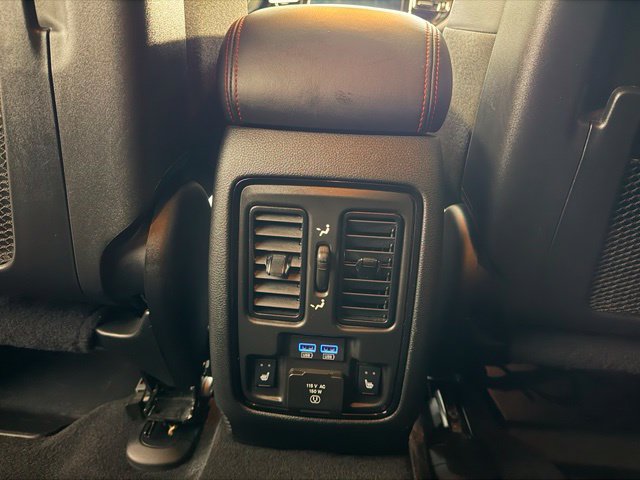 Used 2023 Dodge Durango R/T AWD/4WD image 30