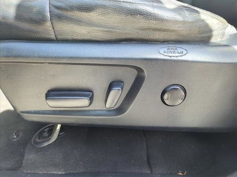 Used 2016 Toyota Tundra Limited w/ Limited Premium Package image 12