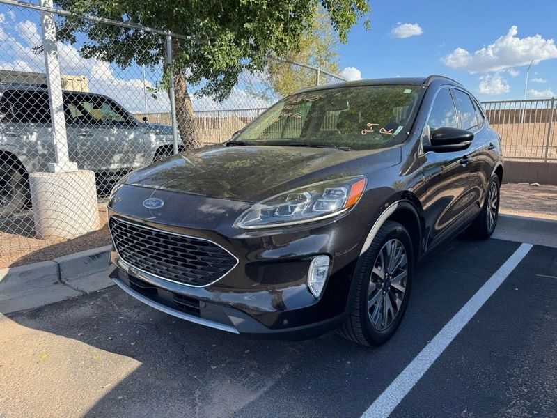 Used 2020 Ford Escape Titanium image 1