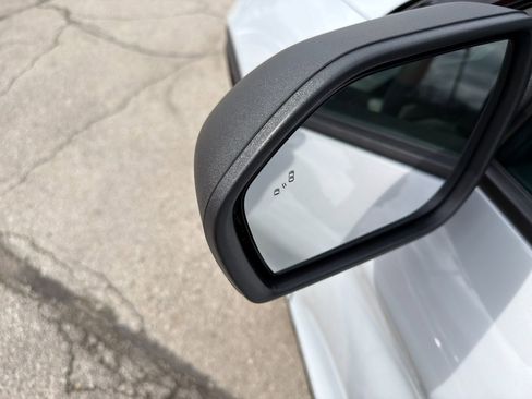 New 2026 Ford Explorer Active image 14