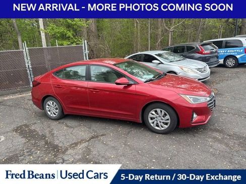 Used 2020 Hyundai Elantra SE FWD image 4