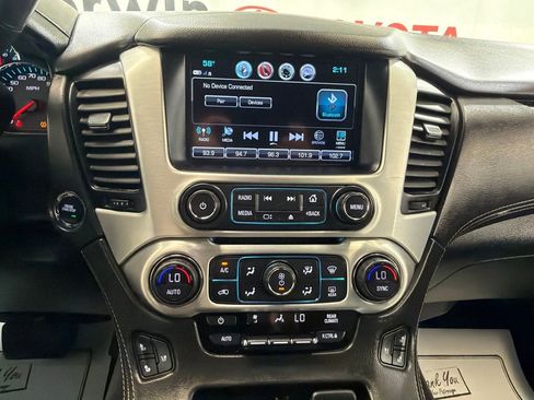 Used 2020 GMC Yukon XL SLT AWD/4WD image 33