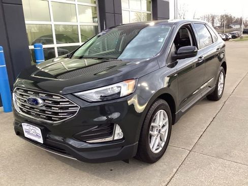 Used 2022 Ford Edge SEL w/ Convenience Package image 2