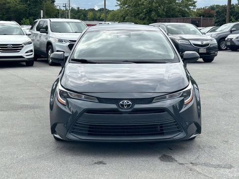 Used 2024 Toyota Corolla LE FWD image 2