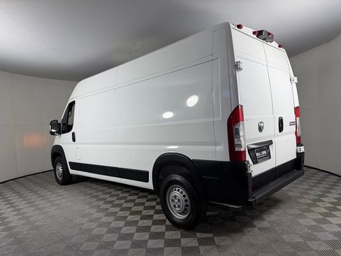 Used 2025 RAM ProMaster 3500 w/ Convenience Group FWD image 9