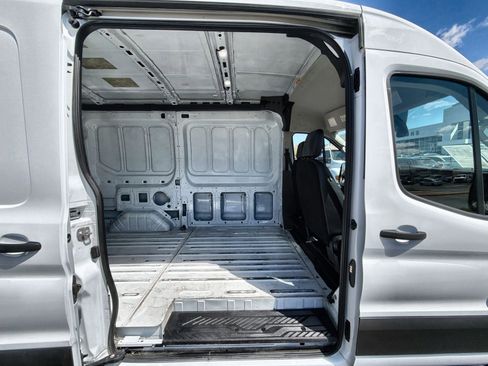 Used 2023 Ford Transit 250 Medium Roof AWD image 28