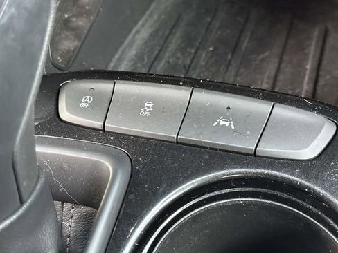 Used 2021 Chevrolet TrailBlazer LS image 31