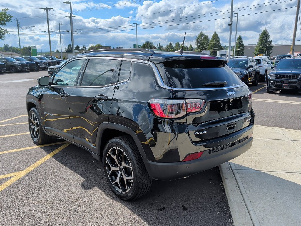 New 2026 Jeep Compass Limited AWD/4WD image 6