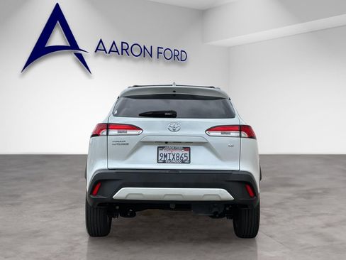 Used 2024 Toyota Corolla Cross LE FWD image 5