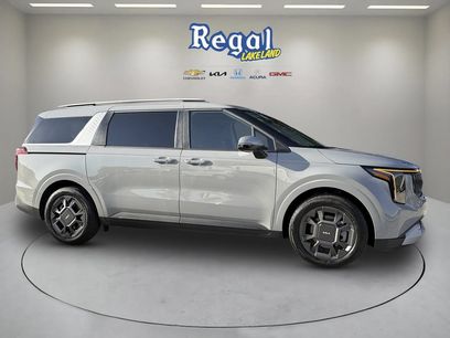 Certified 2025 Kia Carnival EX
