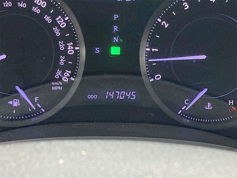 Used 2013 Lexus IS 350C image 20