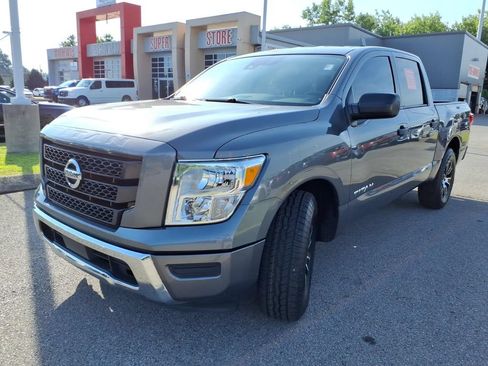Certified 2022 Nissan Titan SV RWD image 18