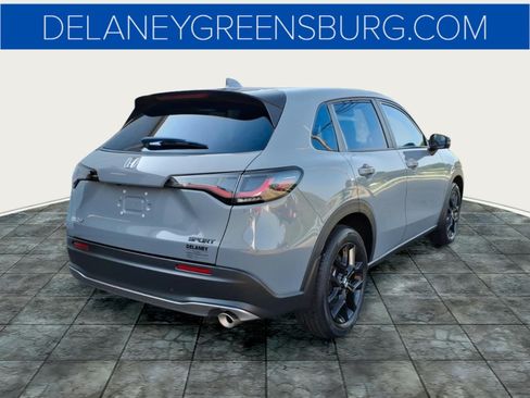 Used 2024 Honda HR-V Sport image 3
