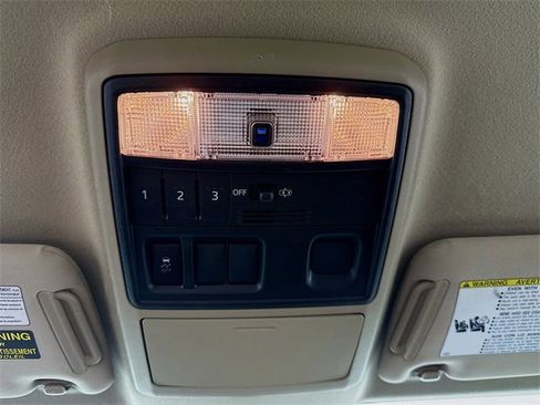 Used 2012 Toyota 4Runner SR5 image 18