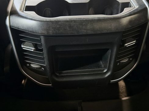 Used 2020 RAM 1500 Big Horn AWD/4WD image 25
