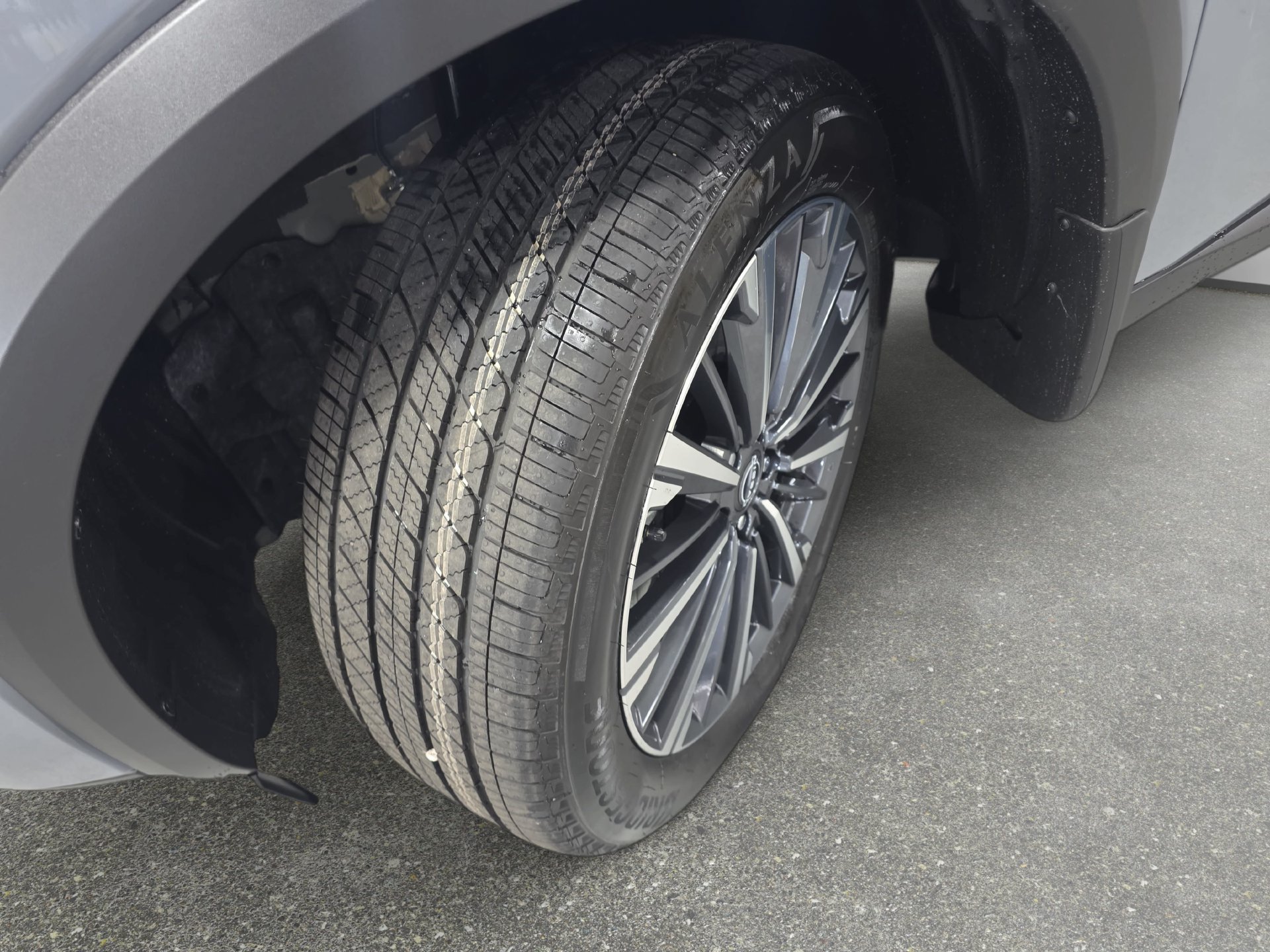 New 2026 Nissan Pathfinder Platinum FWD image 31