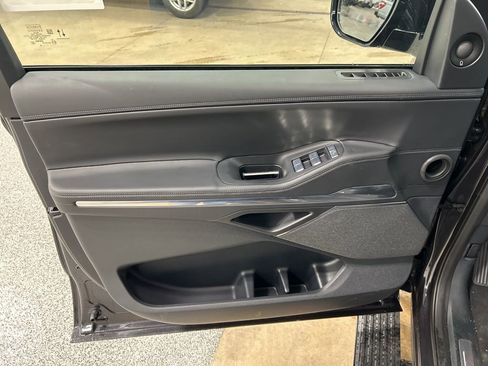 New 2026 Lincoln Navigator Reserve w/ Jet Appearance Package AWD/4WD image 14