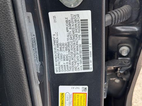 Certified 2025 Honda Civic Sport image 26