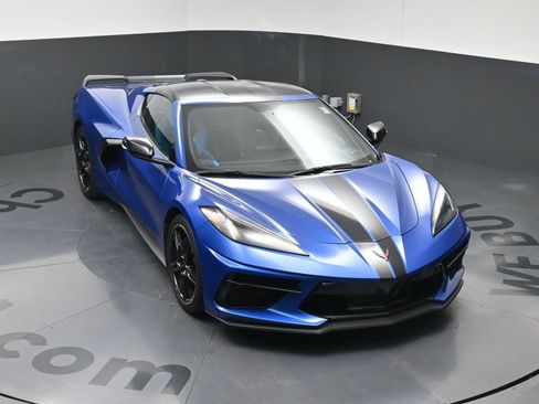 Used 2022 Chevrolet Corvette Stingray Premium Cpe w/ Z51 Performance Package RWD image 37