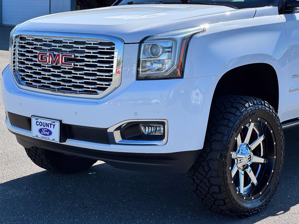 Used 2018 GMC Yukon XL Denali w/ Open Road Package AWD/4WD image 37