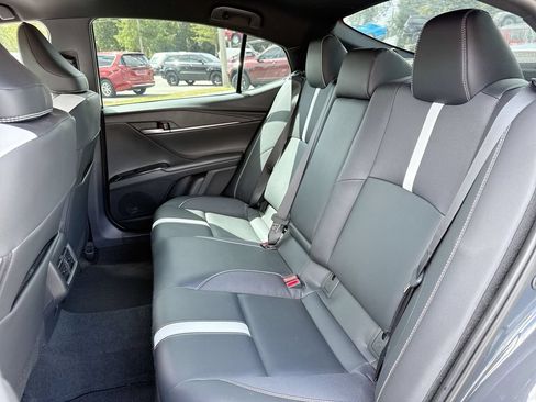 Used 2025 Toyota Camry SE FWD image 26