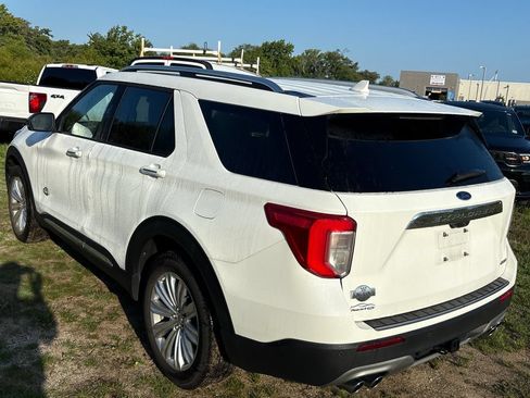 Used 2024 Ford Explorer King Ranch w/ Technology Package AWD/4WD image 17
