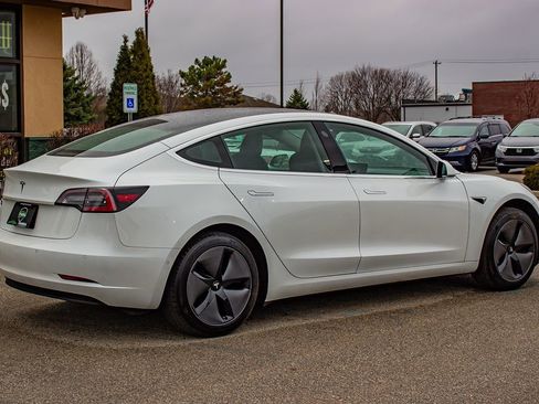 Used 2020 Tesla Model 3 Standard Range Plus image 10