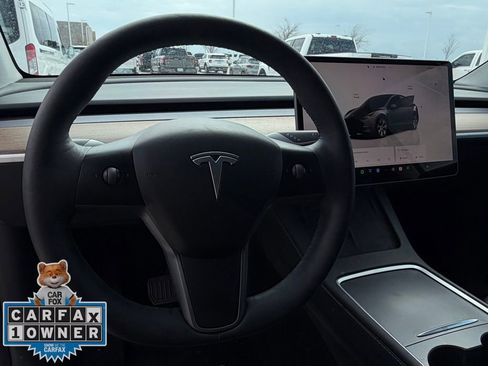 Used 2023 Tesla Model Y Long Range image 11
