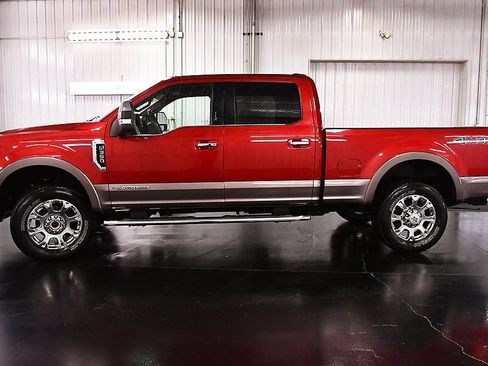 Used 2022 Ford F350 King Ranch w/ King Ranch Ultimate Package image 4