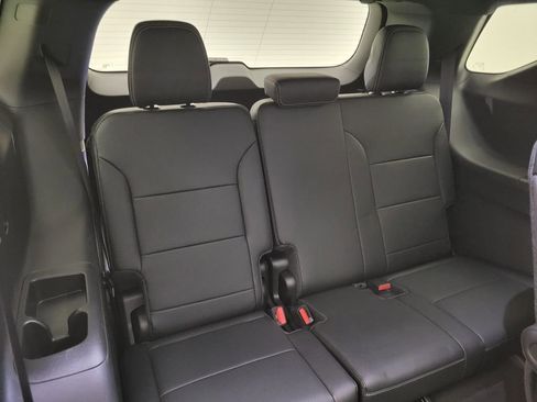 New 2026 Chevrolet Traverse LT w/ Sun and Wheel Package image 41