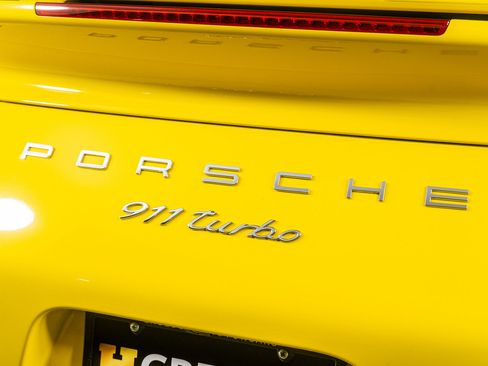 Used 2015 Porsche 911 Turbo w/ Sport Chrono Package image 15