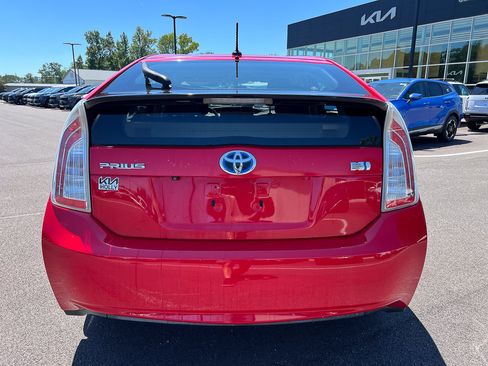 Used 2015 Toyota Prius Persona Series FWD image 4