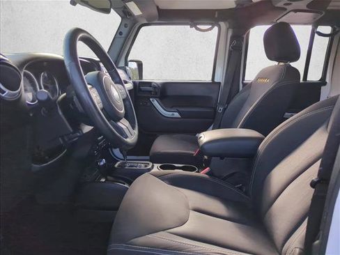 Used 2015 Jeep Wrangler Unlimited Sahara w/ Max Tow Package image 17