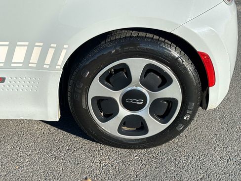 Used 2017 FIAT 500 e image 7