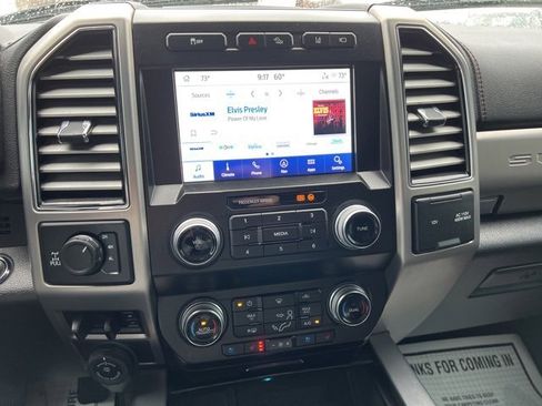 Used 2021 Ford F250 Platinum w/ Tremor Off-Road Package image 19