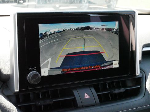 Certified 2023 Toyota RAV4 LE FWD image 29