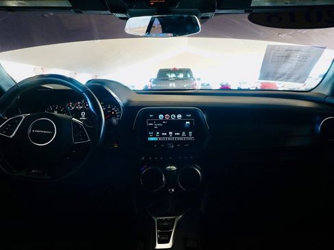 Used 2018 Chevrolet Camaro SS image 9