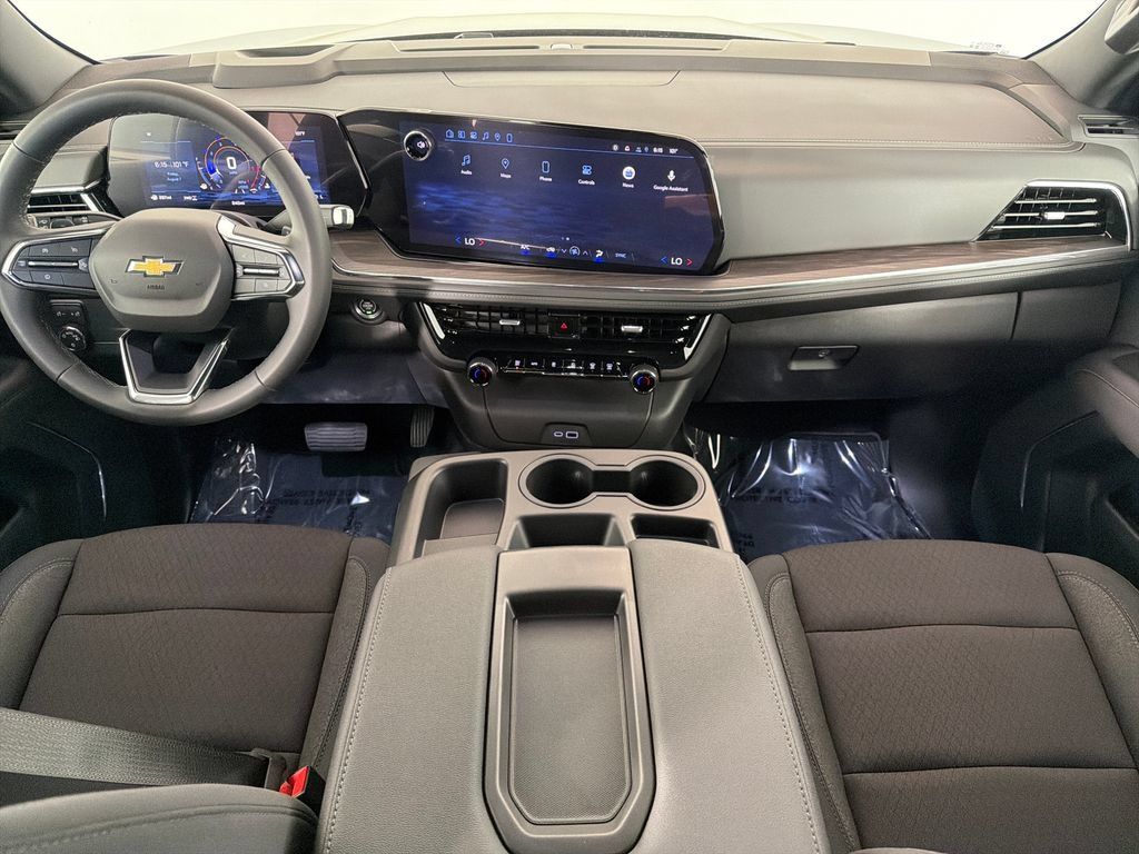 Used 2026 Chevrolet Tahoe LS AWD/4WD image 25