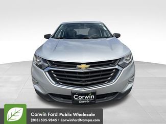 Used 2019 Chevrolet Equinox LS w/ LS Convenience Package FWD video 2