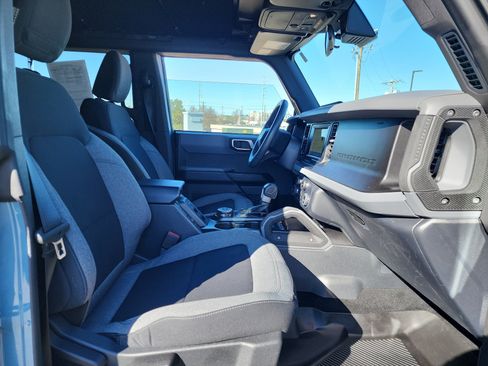 Used 2022 Ford Bronco Big Bend w/ Sasquatch Package image 15