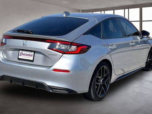 Used 2023 Honda Civic Sport image 6