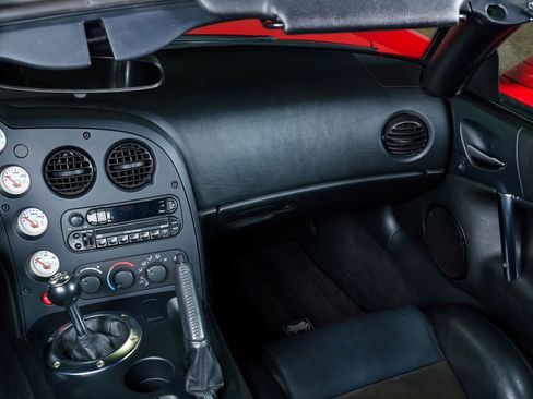 Used 2004 Dodge Viper SRT-10 RWD image 96