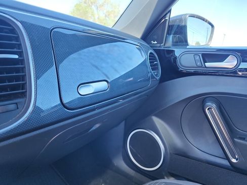 Used 2014 Volkswagen Beetle R-Line FWD image 27